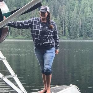 Meet your Posher, Danielle